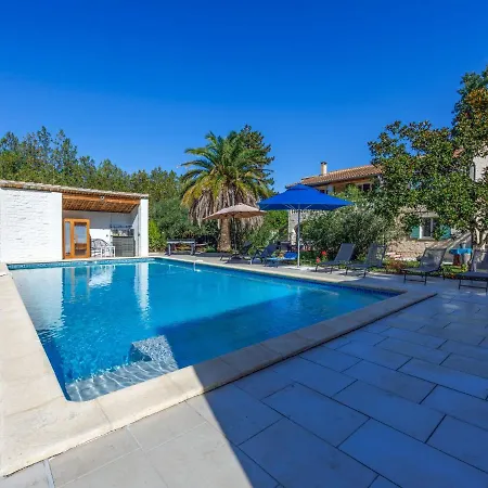 L'aouzet By Interhome * Uzes