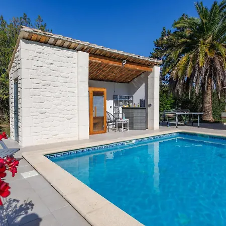 L'aouzet By Interhome Holiday home